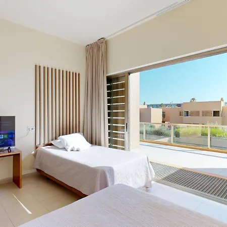 Herdade Dos Salgados, V3