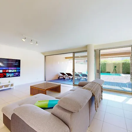 Herdade Dos Salgados, V3