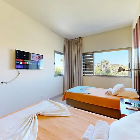 Herdade Dos Salgados, V3 Villa *