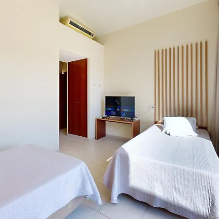 Herdade Dos Salgados, V3