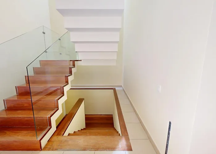 Herdade Dos Salgados, V3 *