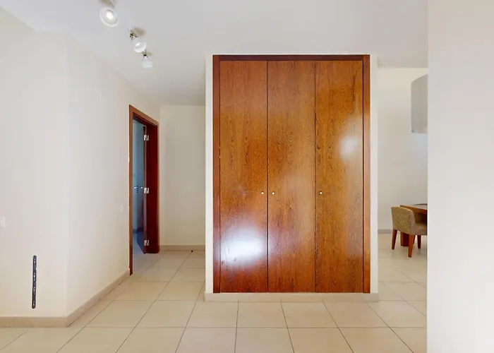 Herdade Dos Salgados, V3 *